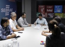 Adepará e Sebrae firmam parceria para criação da sala do empreendedor. Empreendedorismo no agronegócio está presente em várias regiões do Estado e em diversas cadeias produtivas como mandioca (farinha, farofas, tapioca), cacau (chocolates) , pecuária (queijos artesanais e derivados)