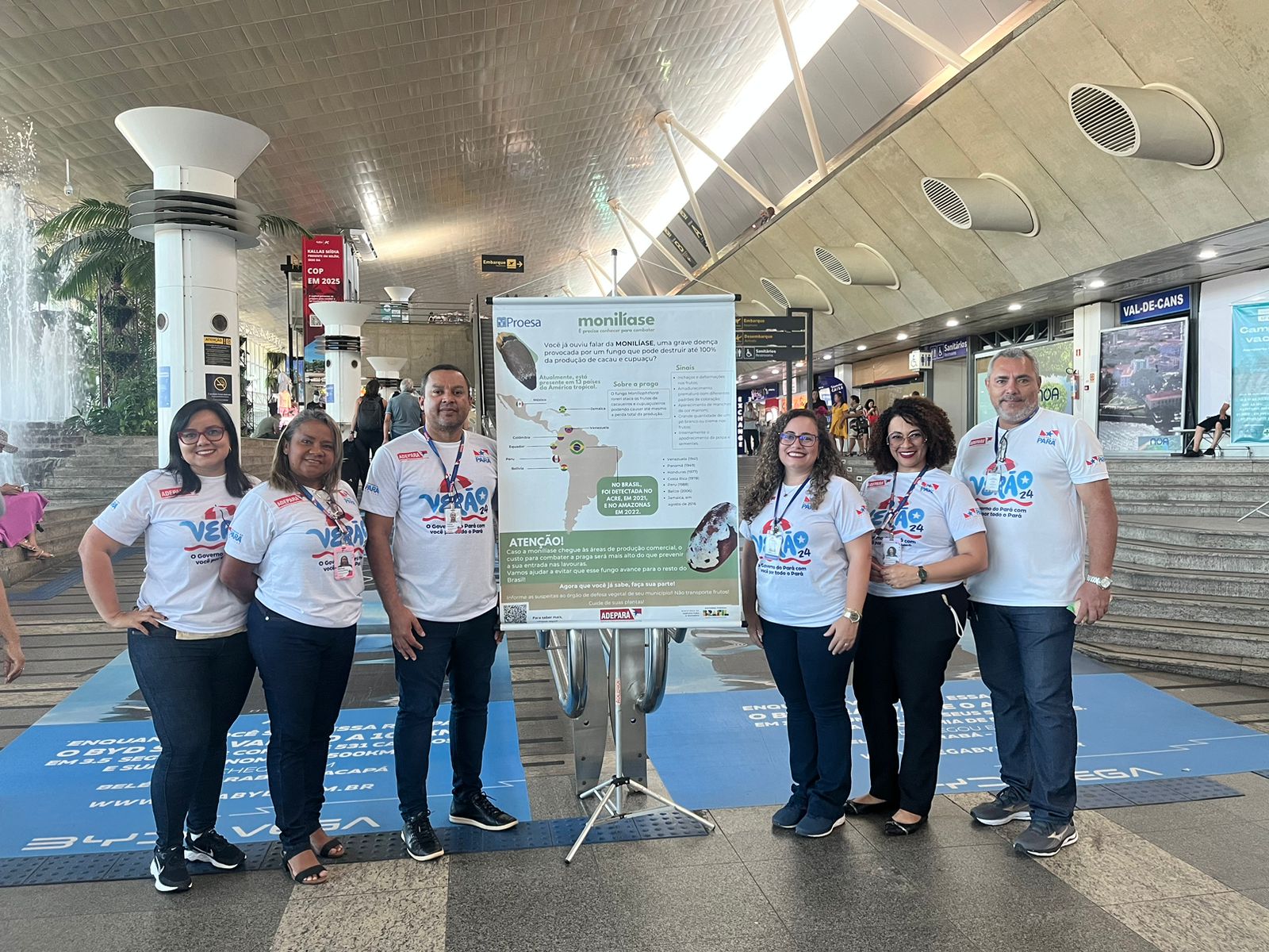 equipe de agrônomos da educação sanitária