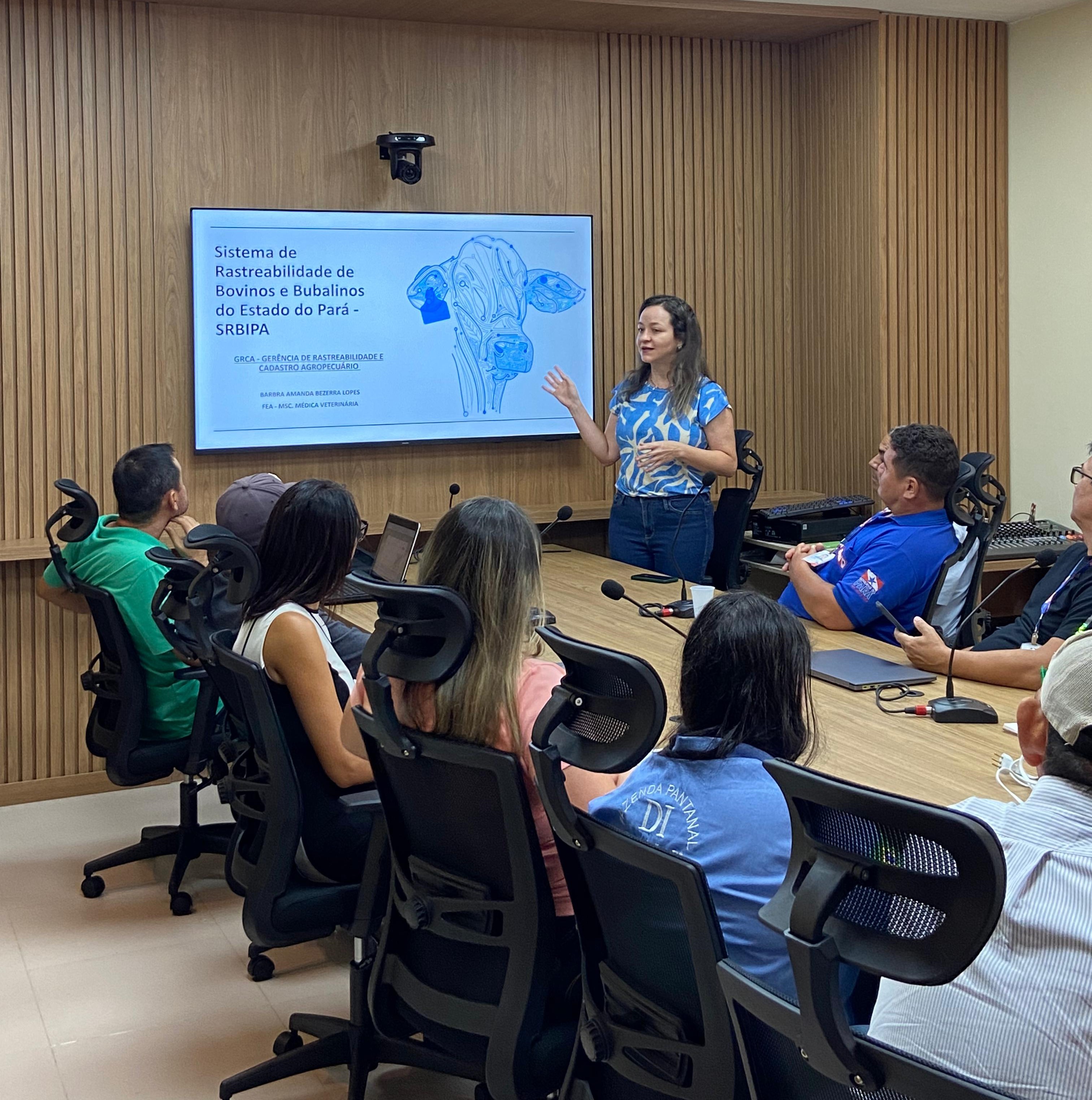 Barbra Lopes detalha a rastreabilidade bovídea