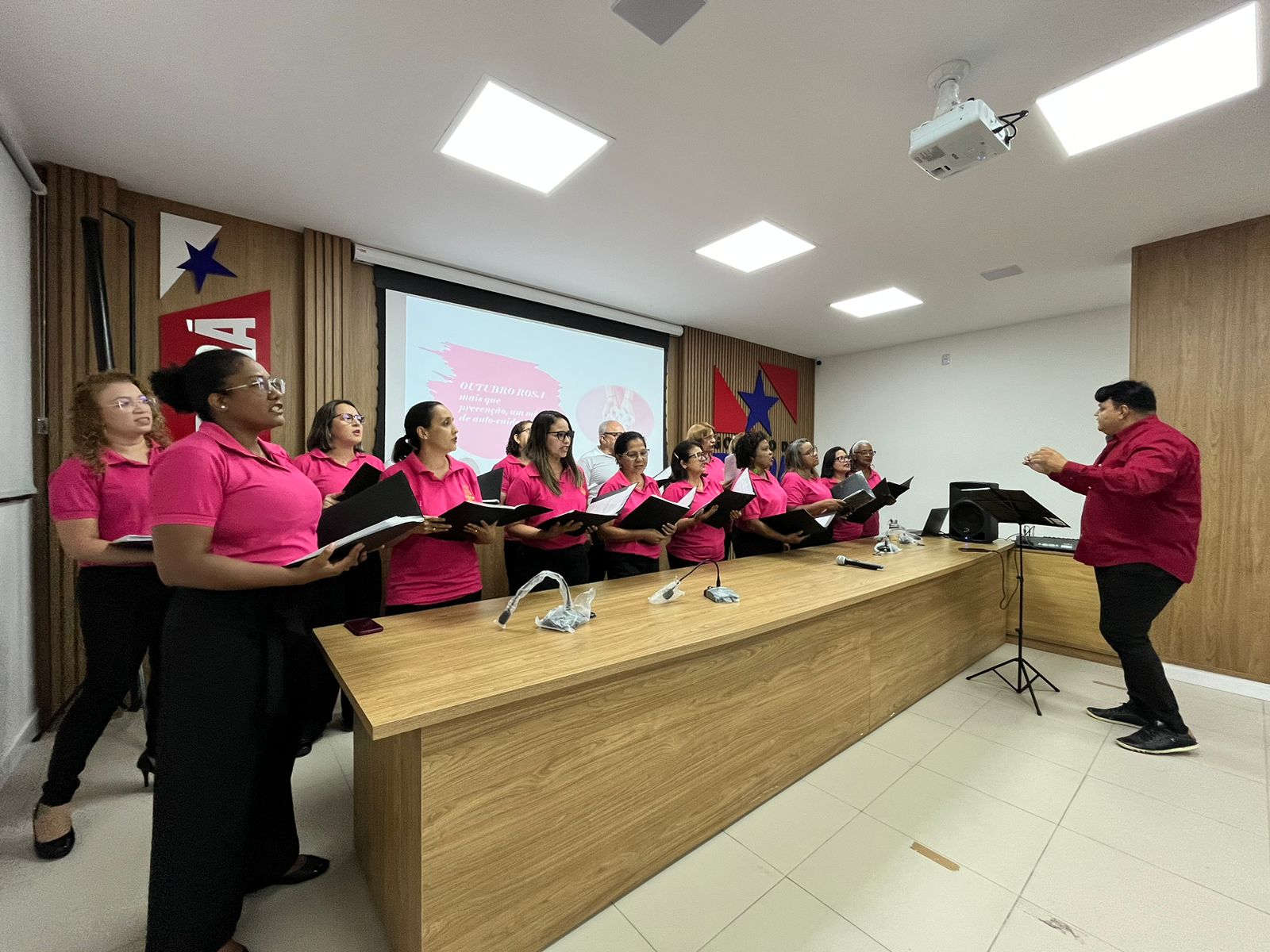 Coral vozes da ADEPARÁ