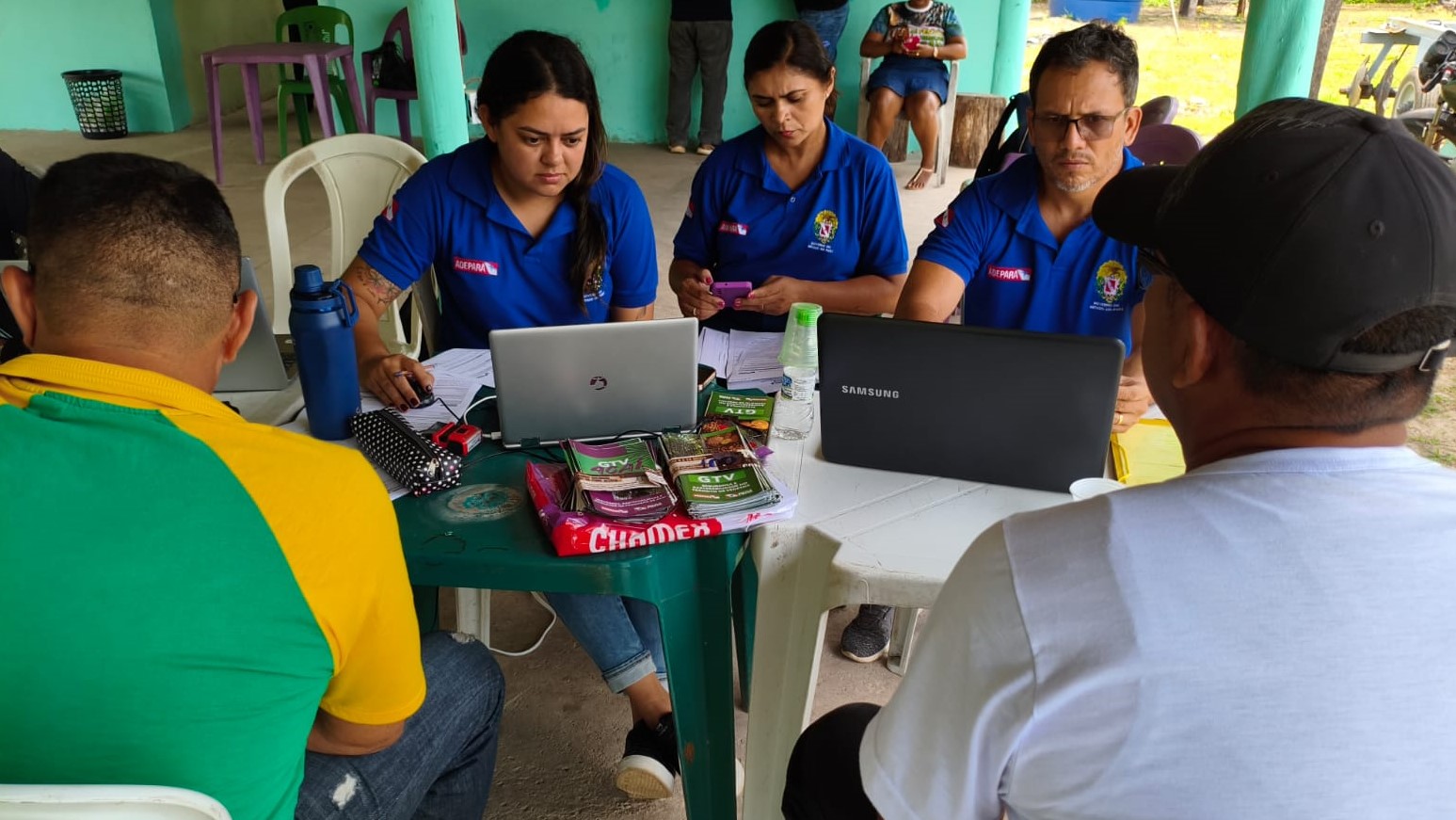 equipe em Salvaterra 