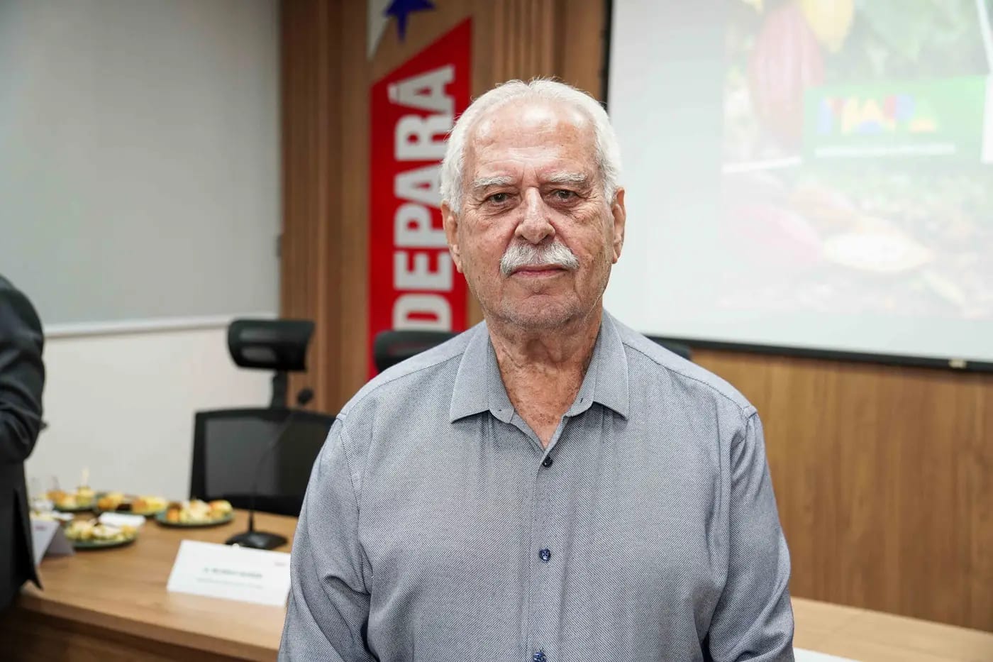 Secretário Giovanni Queiroz: preservação das lavouras